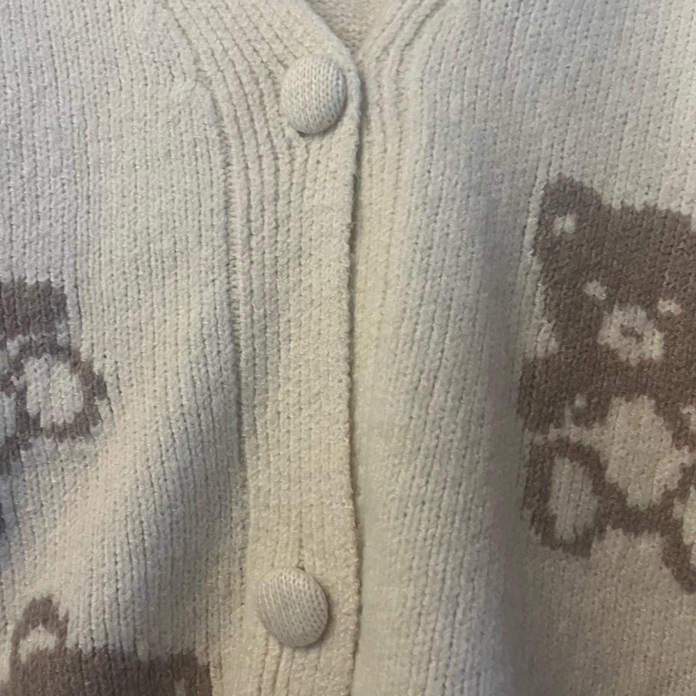 No Boundaries Cream and Brown Bear Cardigan Women’s Oversized XS fits medium - Picture 6 of 7